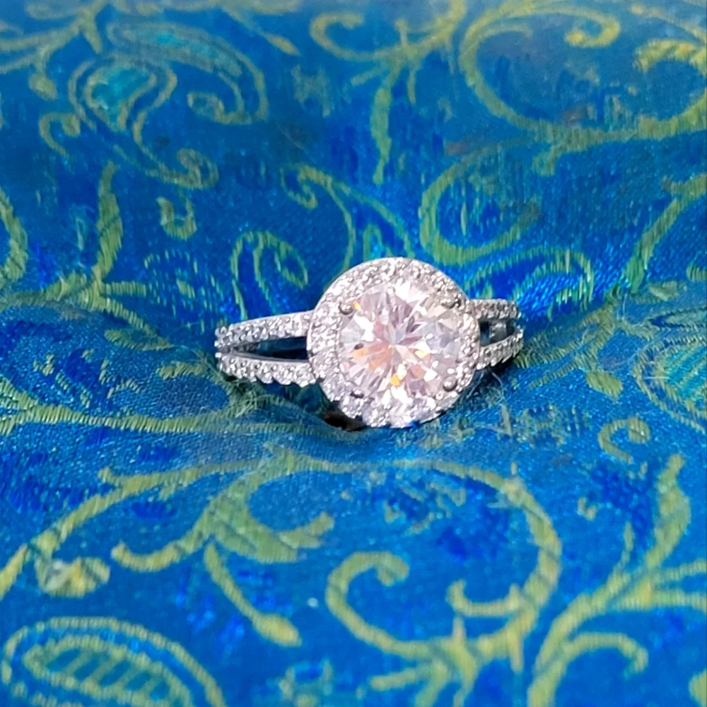 S925 2 CT Zircon Ring - Picture 1 of 5